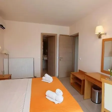 Dreamy Jasmine In Skiathos With Your Exclusive Private Pool Villa