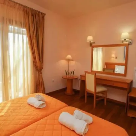 Dreamy Jasmine In Skiathos With Your Exclusive Private Pool Villa Troulos