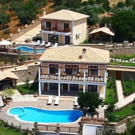 Dreamy Jasmine In Skiathos With Your Exclusive Private Pool